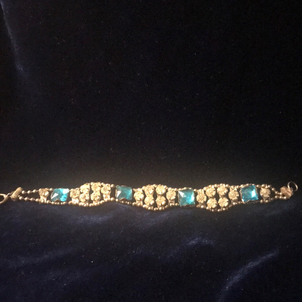 Beautiful Vintage Blue Stone Bracelet